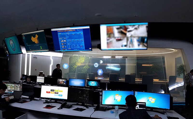 The Advantages of Network KVM Switch and the Difference with KVM Optical Transceiver